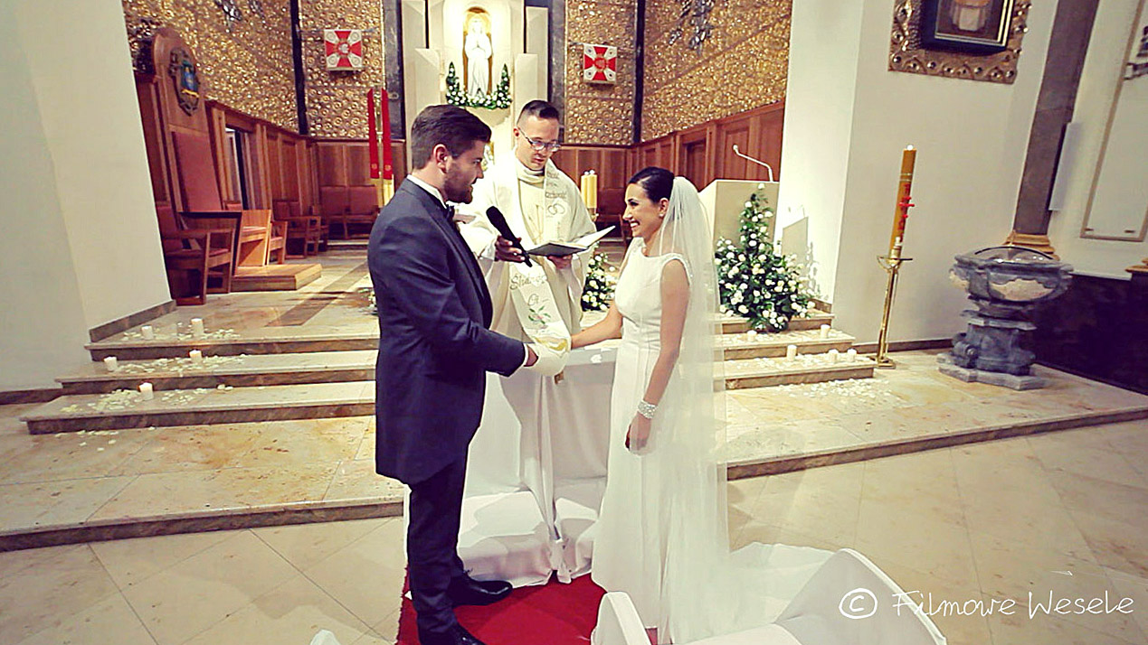 Przysięga małżeńska w obiektywie fotografa ślubnego